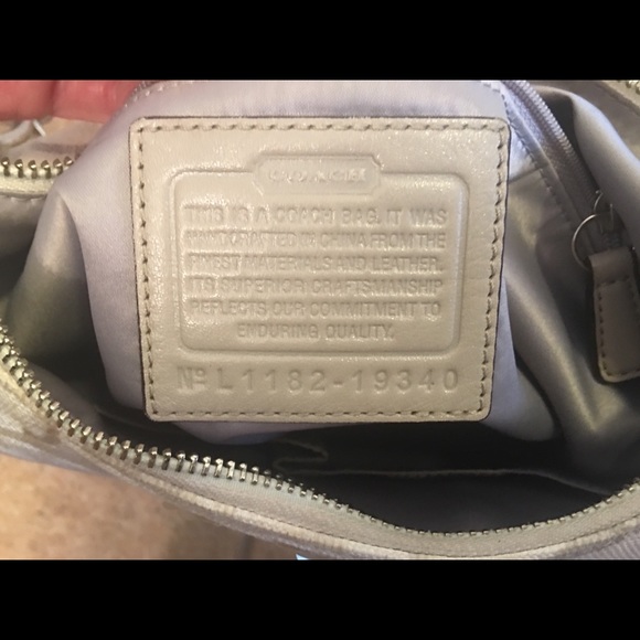 🎉HOST PICK X4 🎉 Coach Purse - Picture 5 of 8